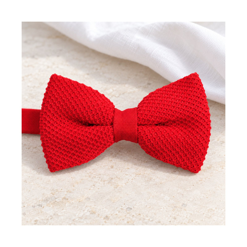 Nœud papillon d'un rouge secret