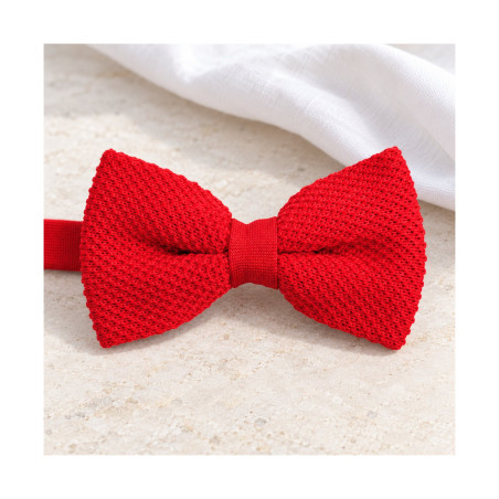 Nœud papillon d'un rouge secret
