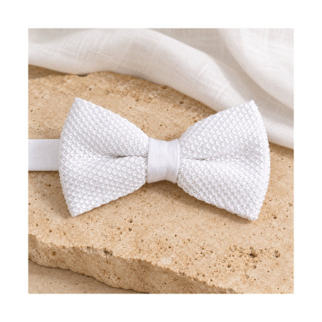 Nœud papillon blanchi